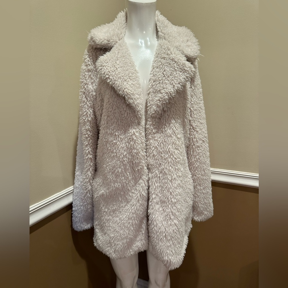 Vylette Cozy Cream Faux Fur Teddy Jacket Size Med